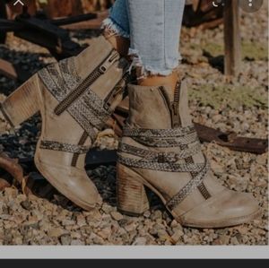 Freebird Balboa Boots